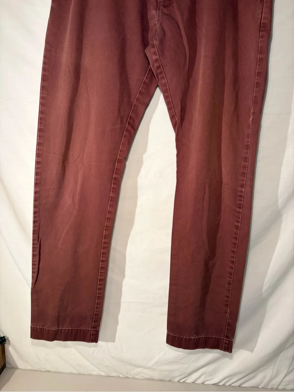 J. Crew Men's Chinos rust brown size 32/32 well worn
